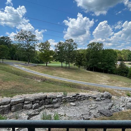 ברנסון ווסט Couples Condo Retreat Overlooking Golf Course מראה חיצוני תמונה