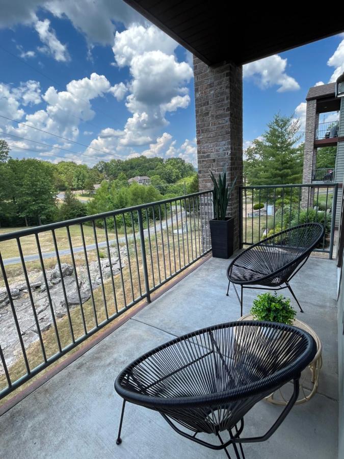 ברנסון ווסט Couples Condo Retreat Overlooking Golf Course מראה חיצוני תמונה